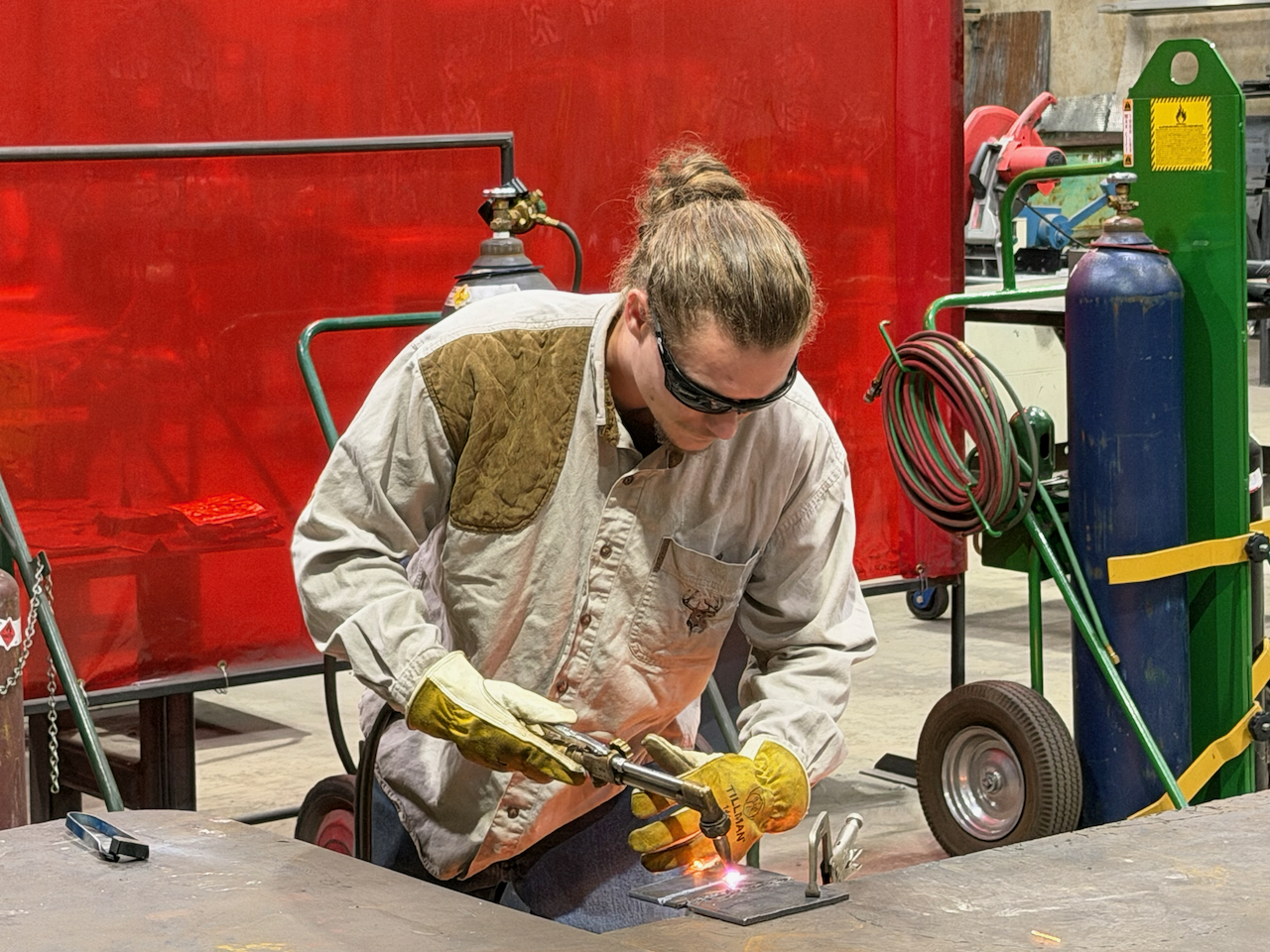 picture of ASU Three Rivers welding student